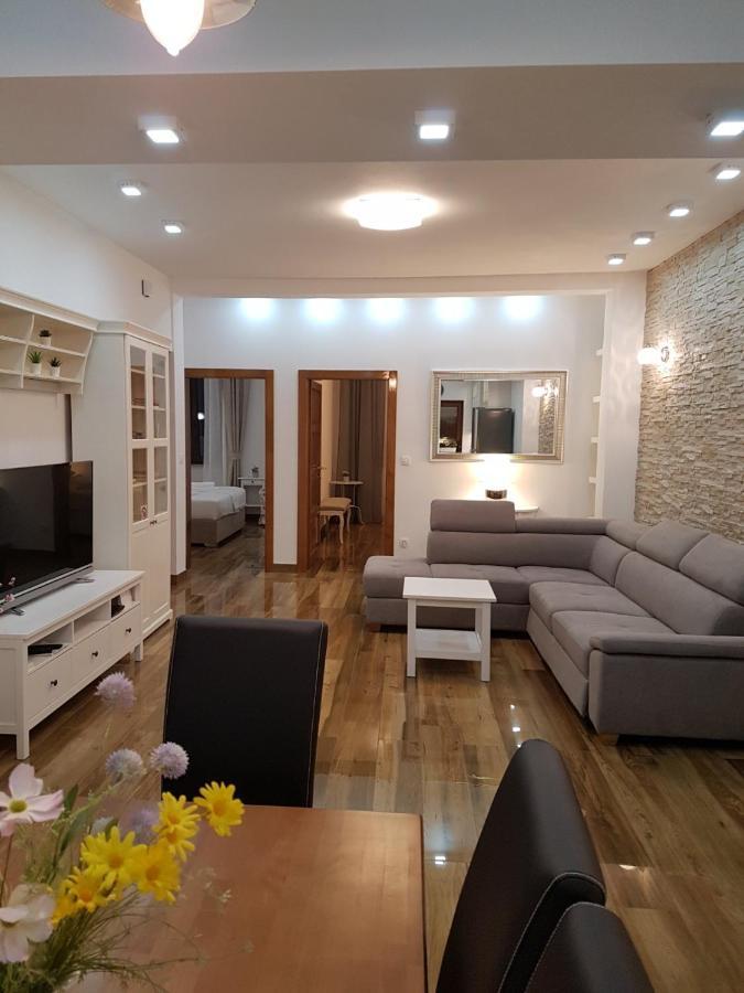 Exclusive Apartment Magnolia โปเรช ภายนอก รูปภาพ