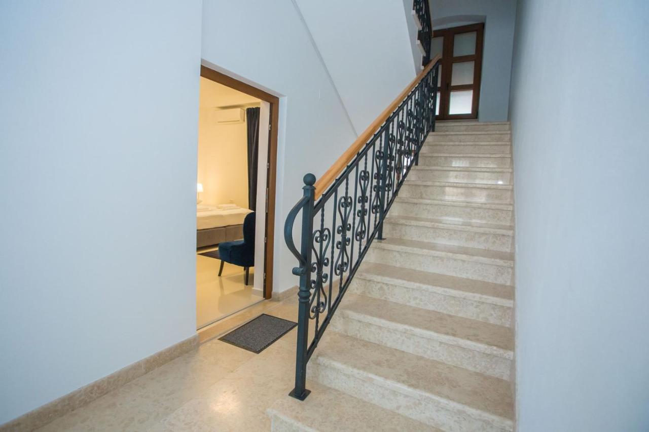 Exclusive Apartment Magnolia โปเรช ภายนอก รูปภาพ