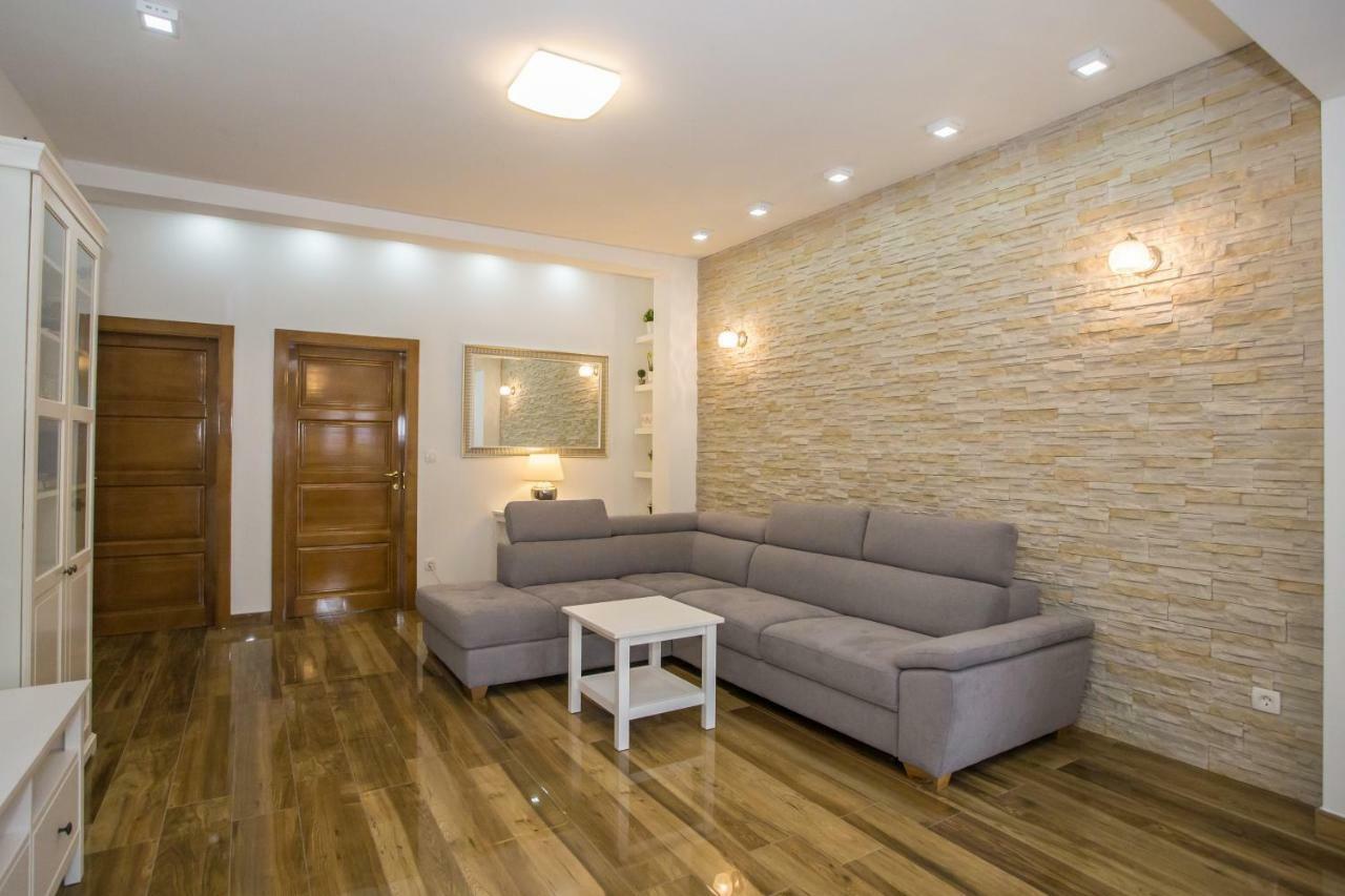 Exclusive Apartment Magnolia โปเรช ภายนอก รูปภาพ