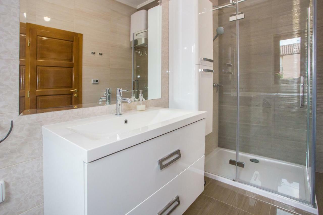 Exclusive Apartment Magnolia โปเรช ภายนอก รูปภาพ